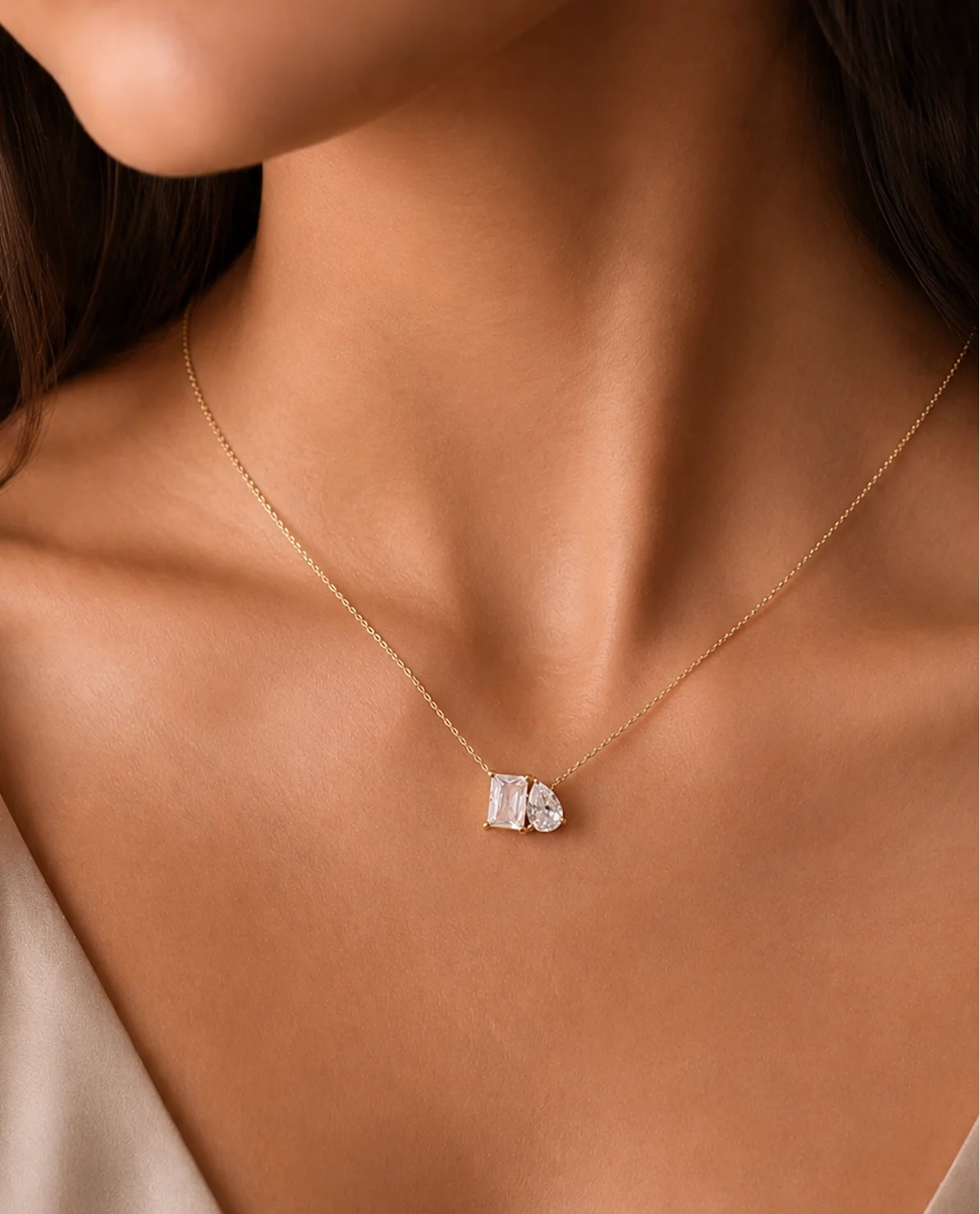 14K gold two stone Lab pear & emerald diamond Toi-et-moi Necklace thumbnail 3